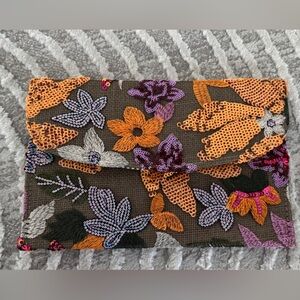 Sequin embroidered envelope magnetic clasp clutch